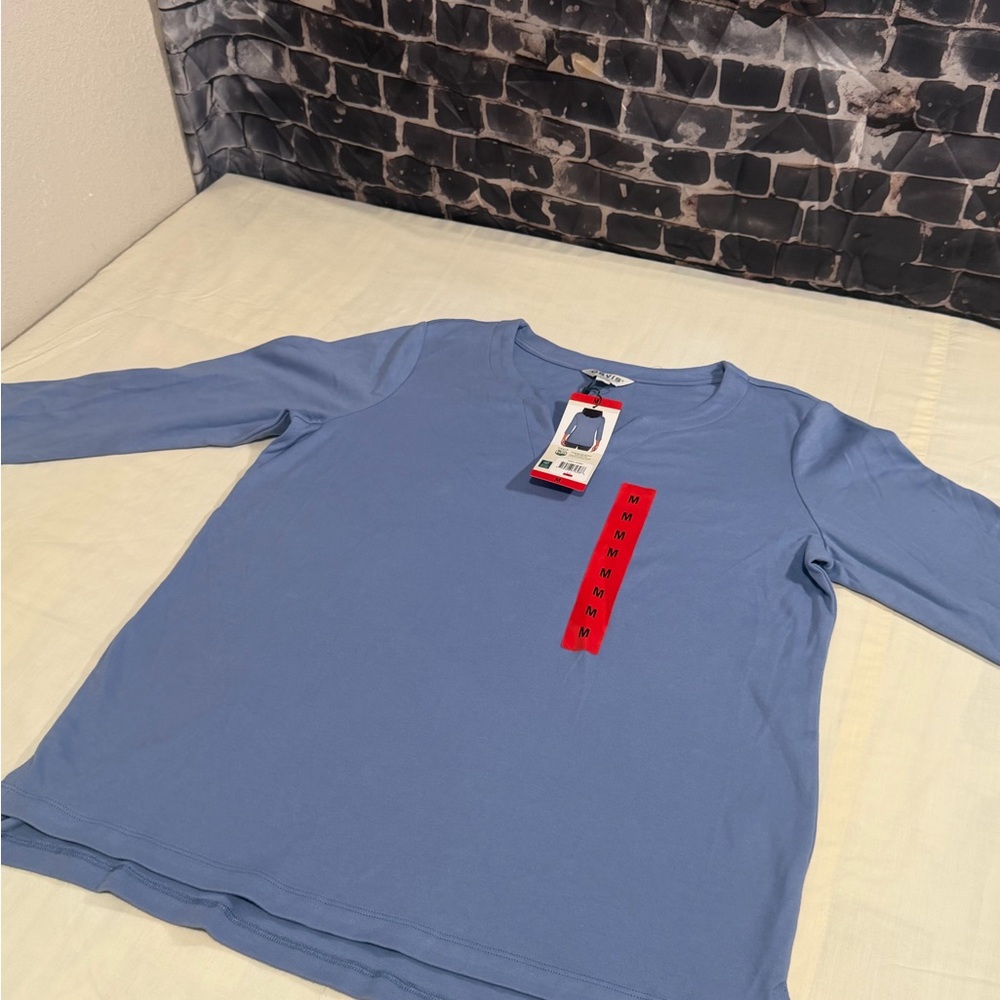 Uniqlo Light Blue Crew Neck Long Sleeve Shirt